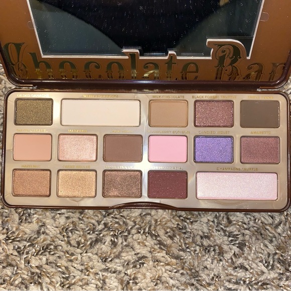 Too Faced Chocolate bar palette - Picture 4 of 4